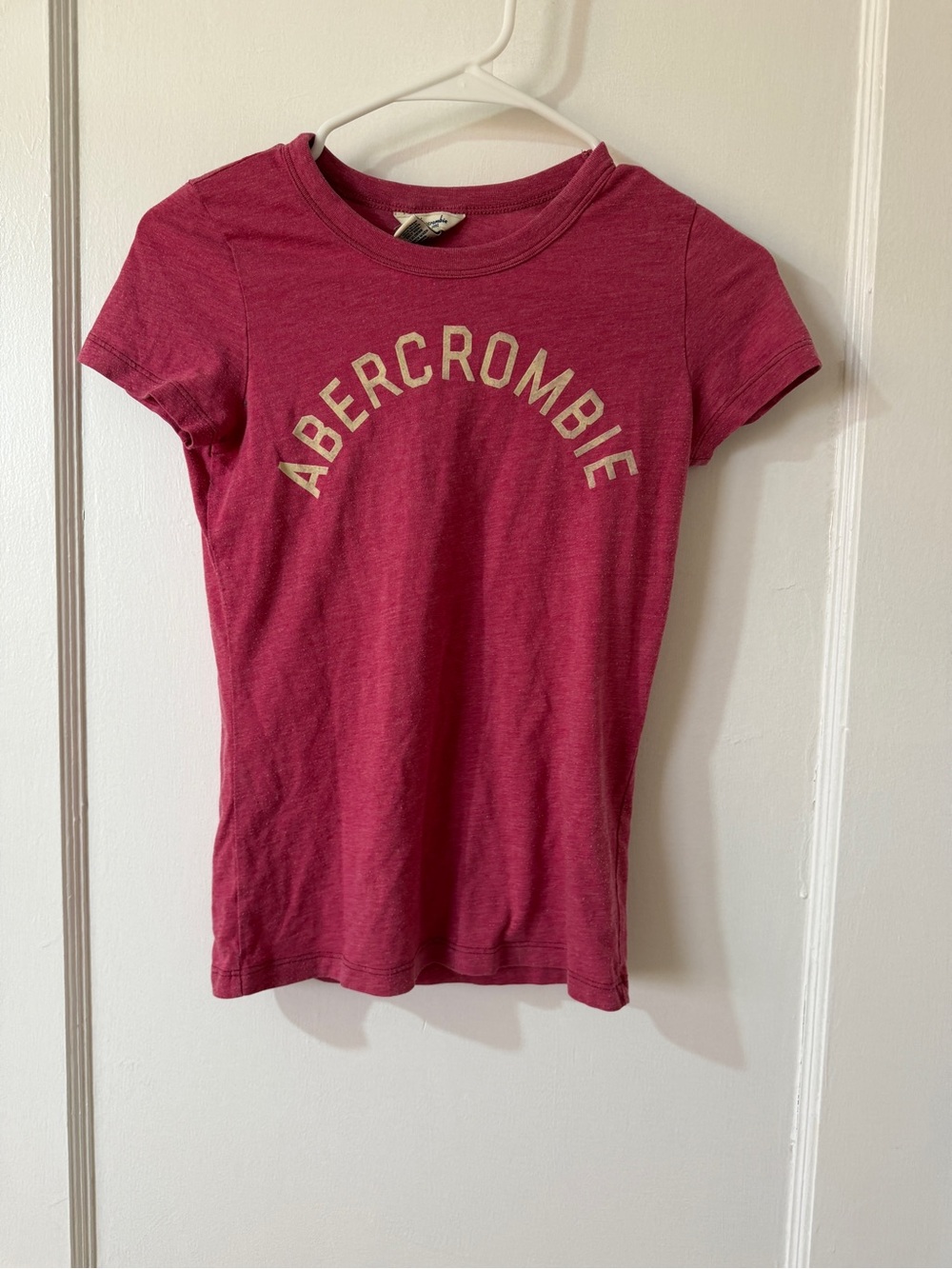 Abercrombie & Fitch Y2K Berry Graphic Crewneck Tee